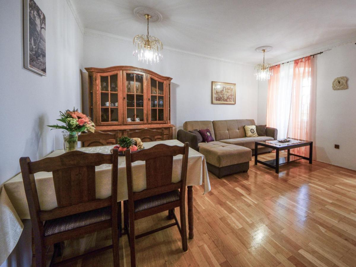 לובראן Apartment Edo-1 By Interhome מראה חיצוני תמונה