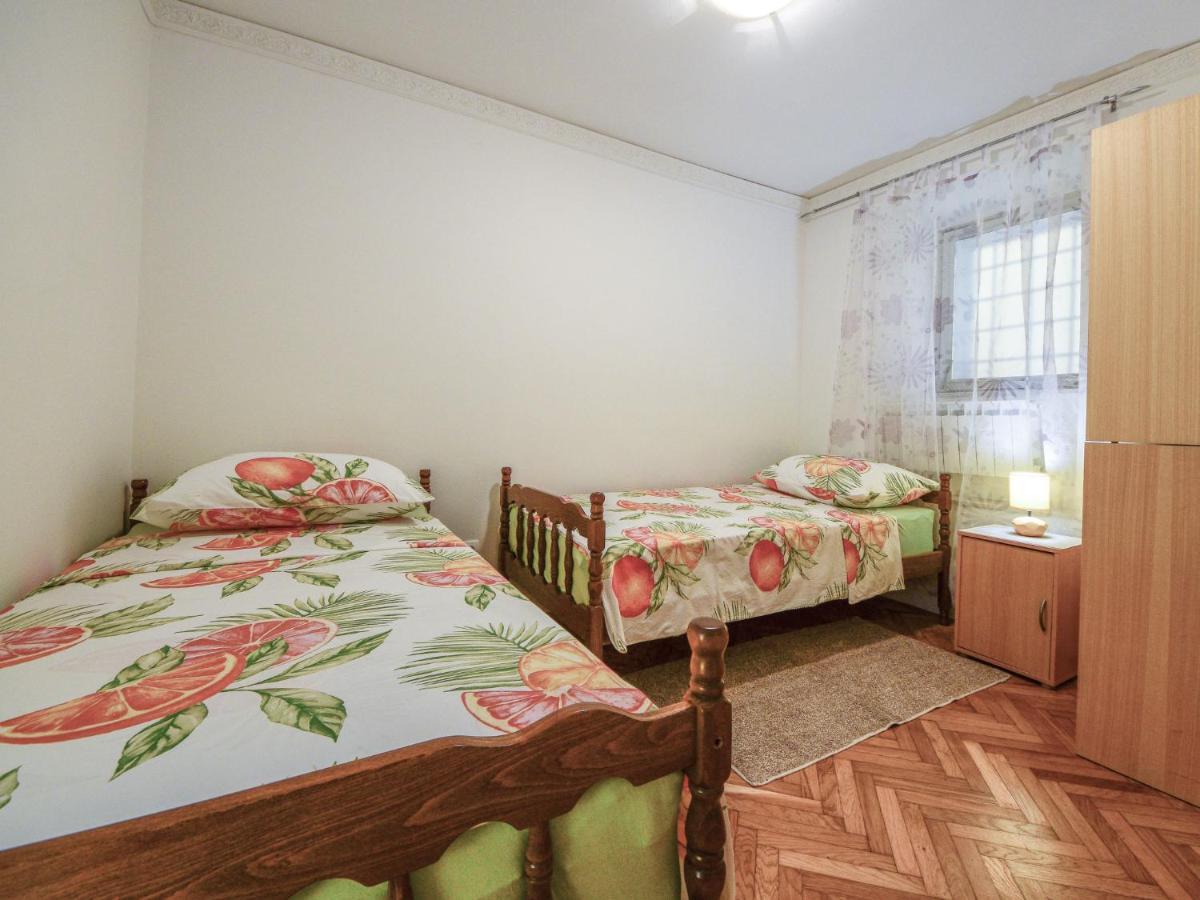 לובראן Apartment Edo-1 By Interhome מראה חיצוני תמונה